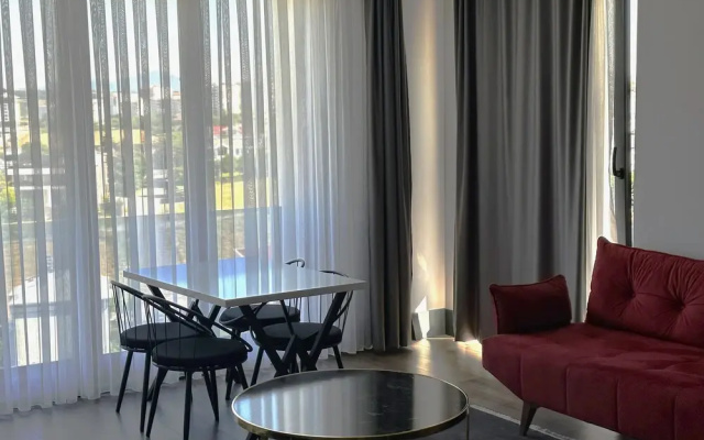 B&C Luxury Residance