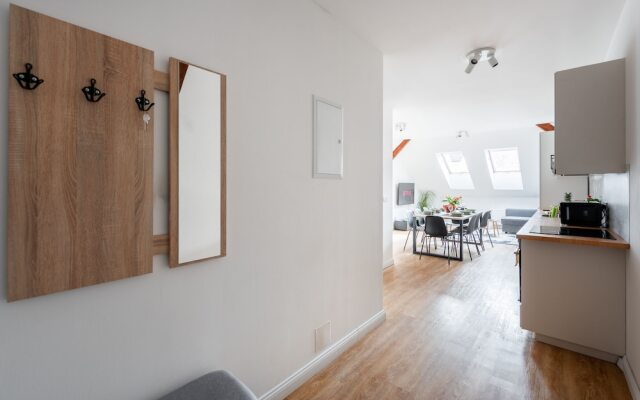 Apartment near Bertramka garden