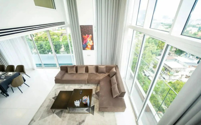 Serenity Sky Suites in Distrist 3