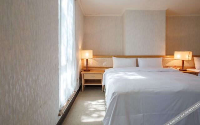 Chinatrust Executive House