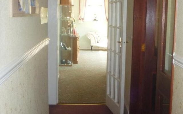 Buckingham Lodge - Guest house