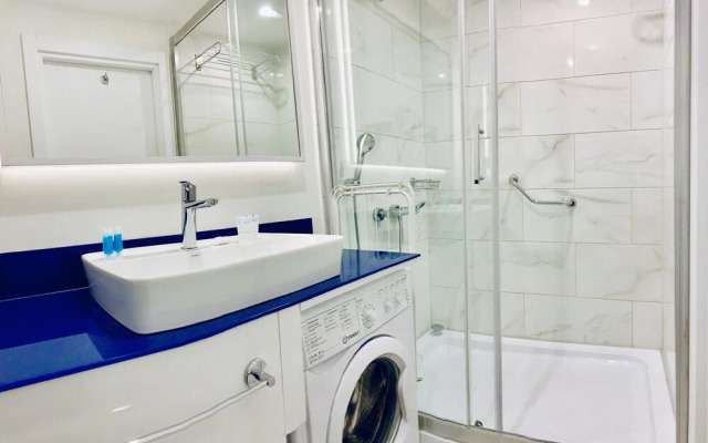 Royal Sea Breeze Apartment