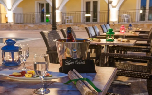 Varres Hotel