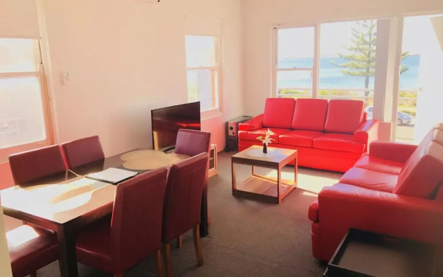 South Pacific Apartments - Sydney