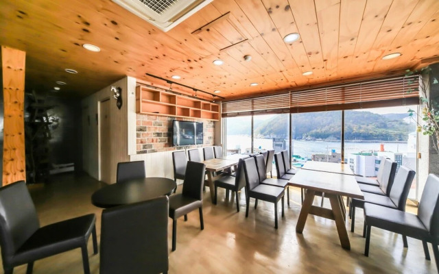 The Lux Tourism Hotel Geoje