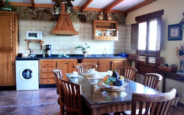 Casa Rural El Lirón