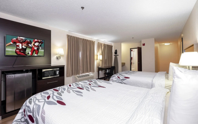 Red Roof Inn & Suites Dover Downtown