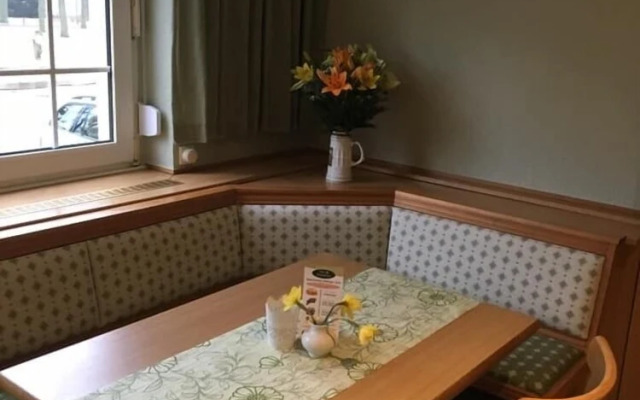 Hotel und Gasthaus zum Eichenkranz