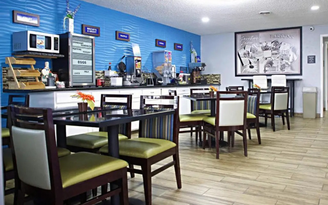 Express Inn Parsons