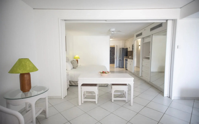 Sapphire Beach Club Resort