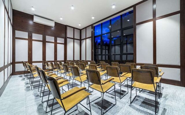 Marisstone Hotel Villa