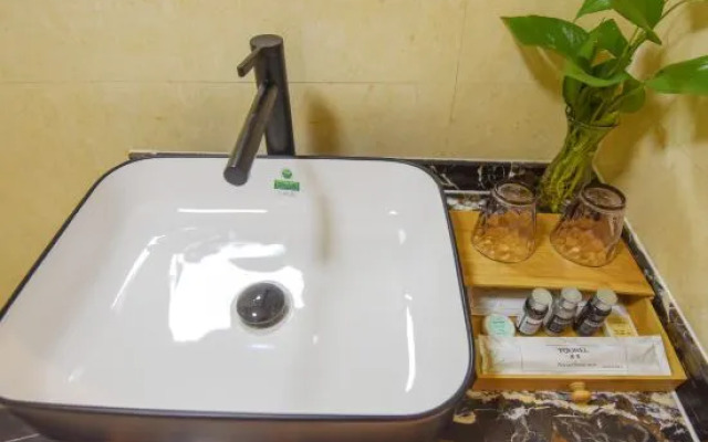 Pianguan Lumingchun Boutique Hotel