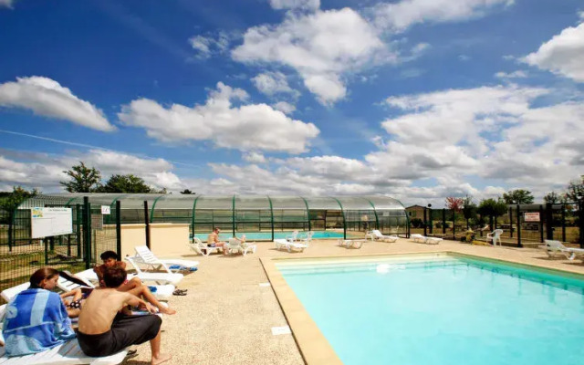 Hameaux de Miel Hotel