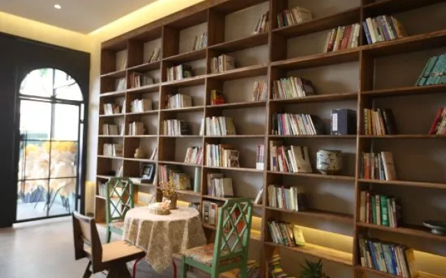 Nandu Hotel (Chengdu Renmin South Road Us Consulate)