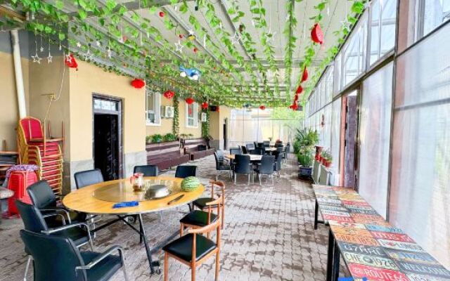 Kuitun Guochen Jiayuan Homestay