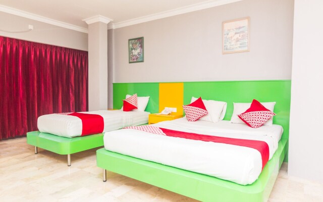 OYO 1896 Kita Hotel