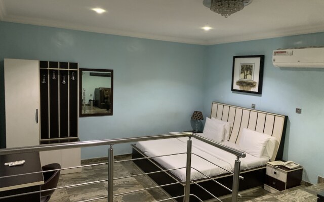 Islanders Lounge and Hotel