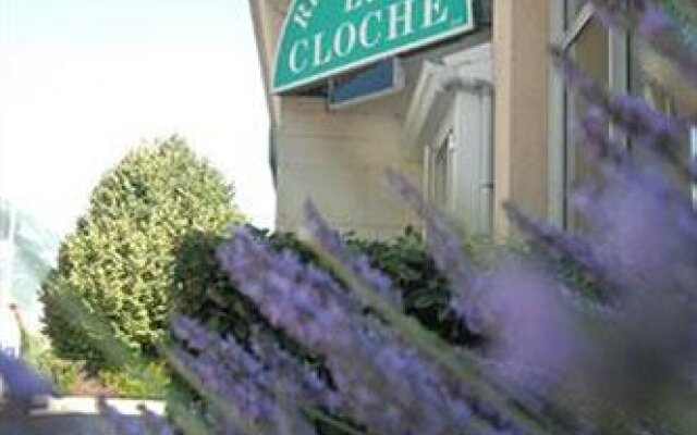Central Restaurant La Cloche
