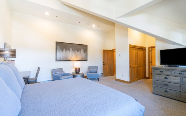 Bear Creek Lodge 410 4 Bedroom Condo by Alpine Lodging Telluride