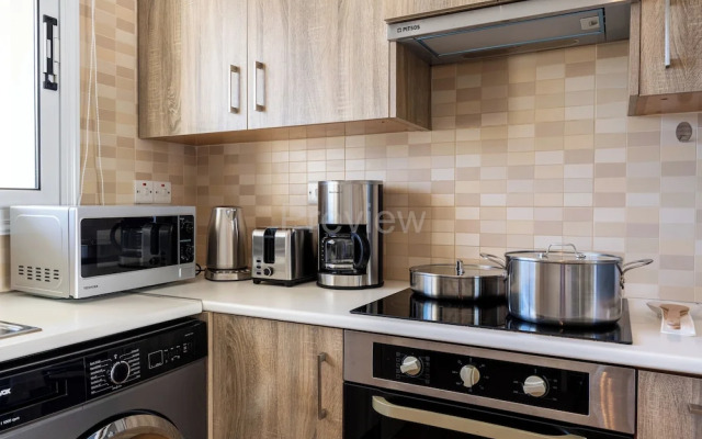 Quint - 2-Bedroom Apt & Pool in Protaras