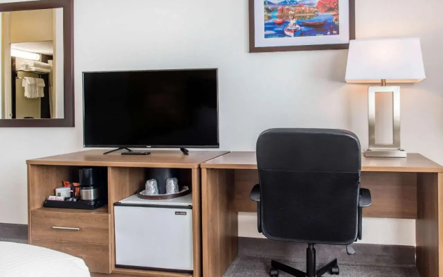 Quality Hotel Dorval