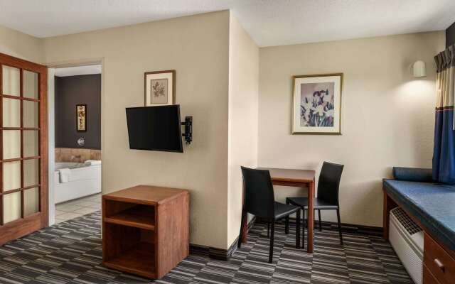 Microtel Inn & Suites by Wyndham Inver Grove Heights/Minneap