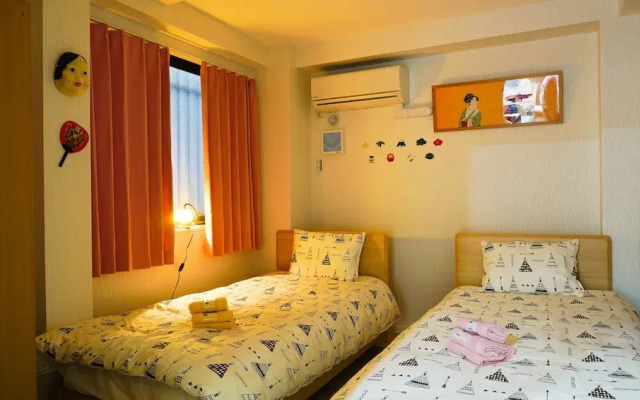 Breeze Shortstay Female Only