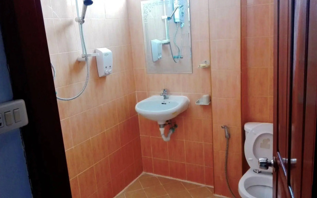 Nalinthone Guesthouse