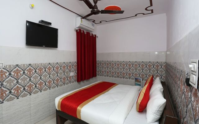 OYO 14920 Blue Heart Guest House