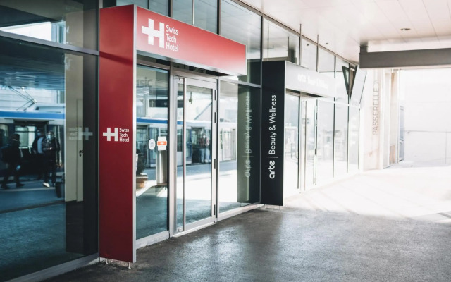 SwissTech Hotel