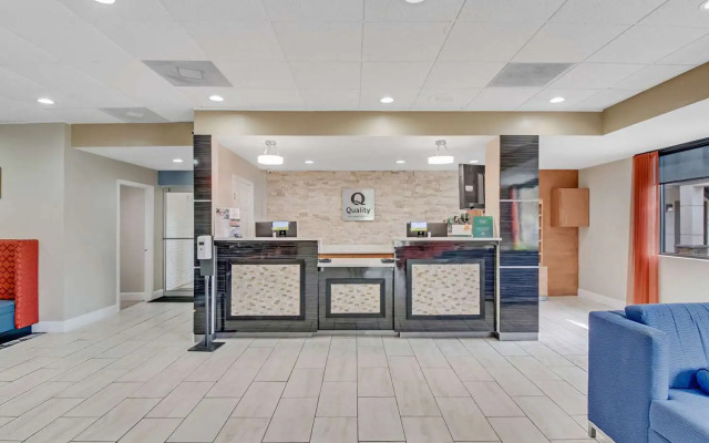 Quality Inn Dalton East