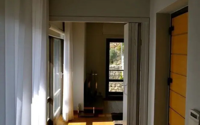 Elafivolia Arachova Suites