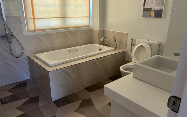 Creys Condo 3 at Pico De Loro Cove