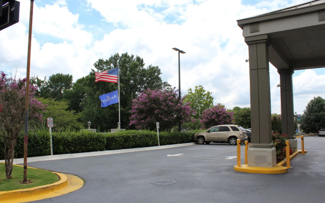 Rite4us Inn & Suites