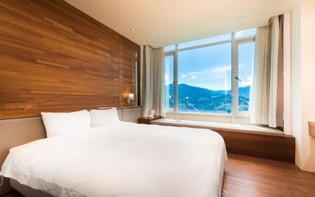 Junyue Resort