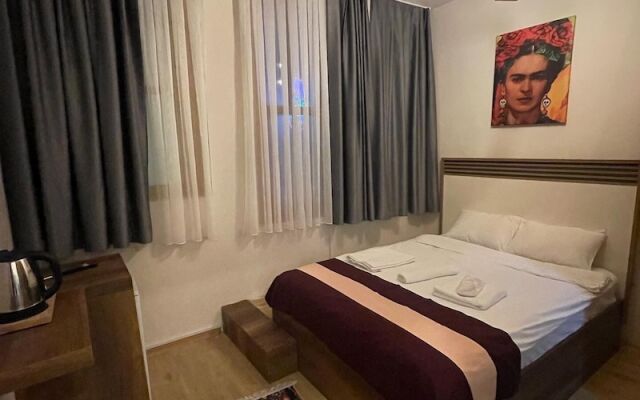 Casa De Frida's Boutique Hotel