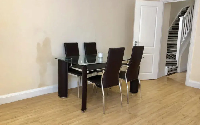 Pimlico Comfort Apartment