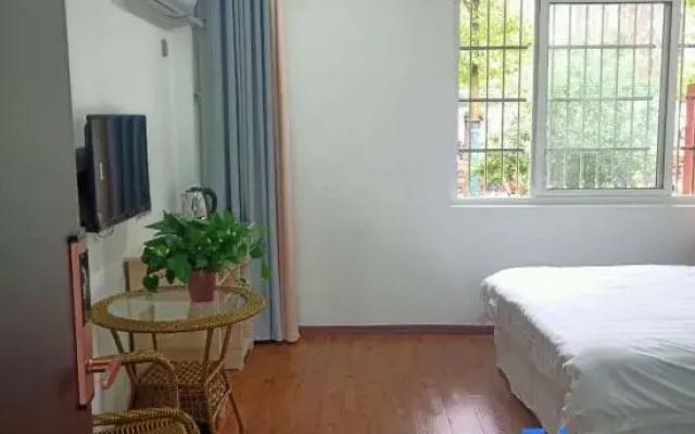 Xingcheng Business Hotel