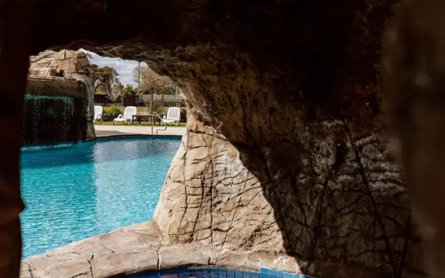Tindarra Resort
