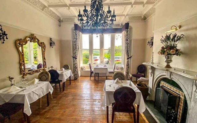 Ashmount Country House