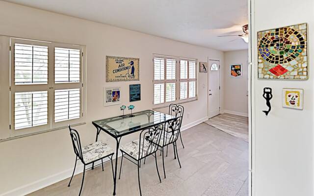 Endless Summer - 2 Br Home