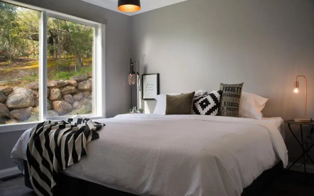 Quartz Retreat