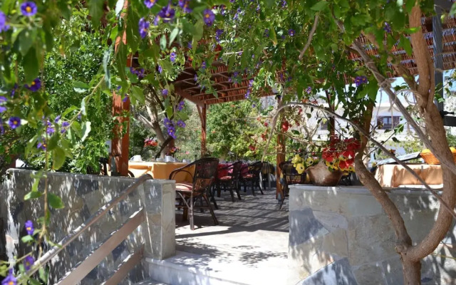 Hotel Glaros