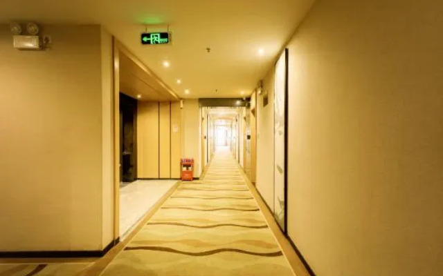 Aoyi  Modern  Hotel