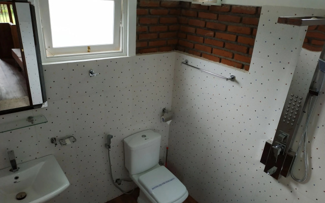 The Golf Green Hotel