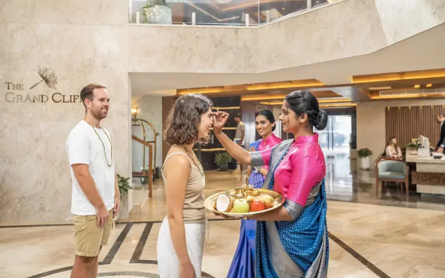 The Grand Cliff Resort Munnar