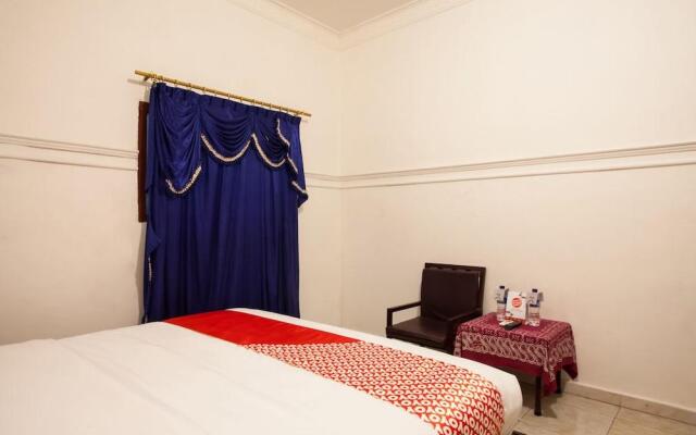 OYO 1084 Hotel Cirasa Syariah
