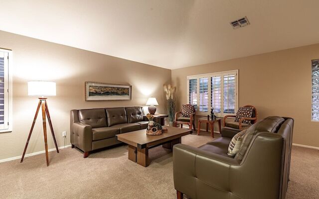 Estrella Grand 4BR by Casago