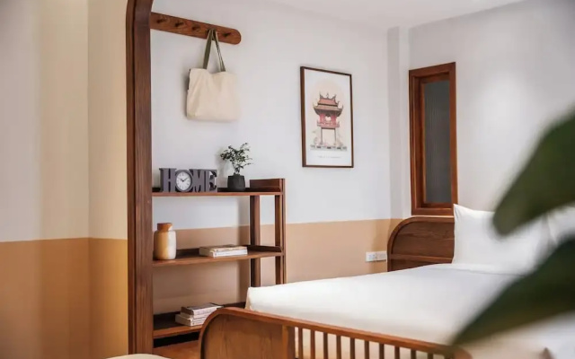 Le Parfum Apartment And