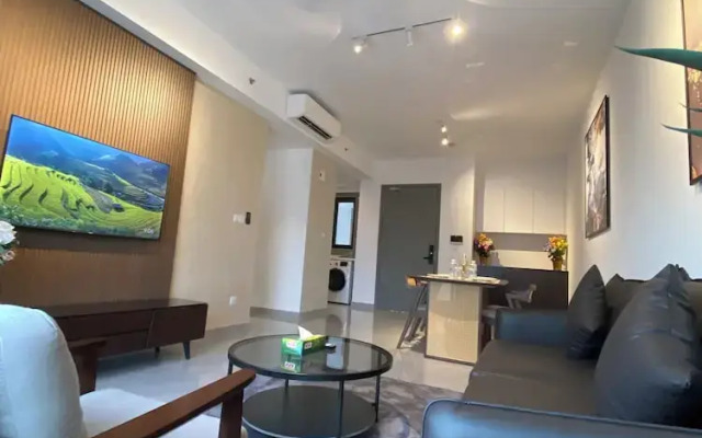 AGILE Infinity Suites TRX By AR